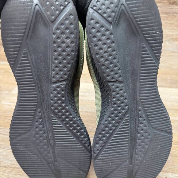 Rocawear Neptune Olive Mesh Relaxed Fit Sneaker Men's Size 13 - Picture 4 of 6